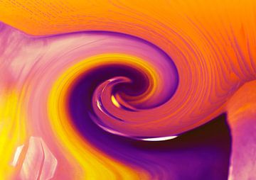 Twirl-coloured abstract by Karla Leeftink