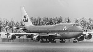 Rollendes KLM-Passagierflugzeug Boeing 747-400.