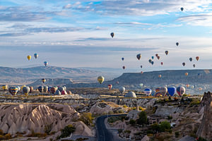 Uchisar und Heißluftballons