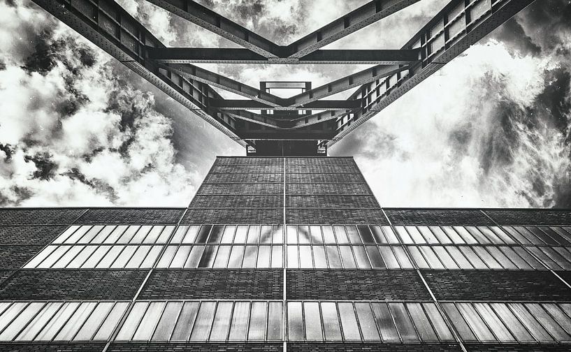Doppelbock Schacht 12 - Förderturm an der Zeche Zollverein von Jakob Baranowski - Photography - Video - Photoshop