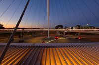 Hovenring in Eindhoven bij zonsondergang