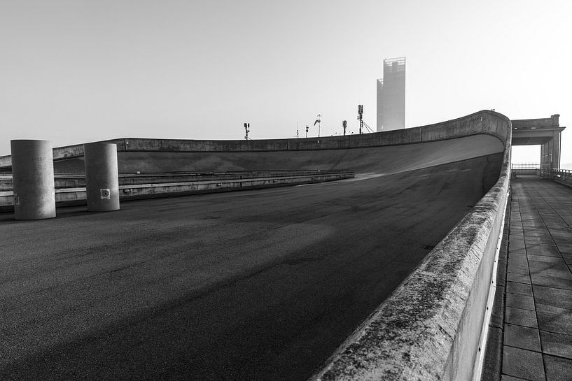 Dach der Lingotto-Autofabrik Fiat in Turin von Joost Adriaanse