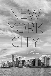 NYC Lower Manhattan & Hudson River | Text & Skyline