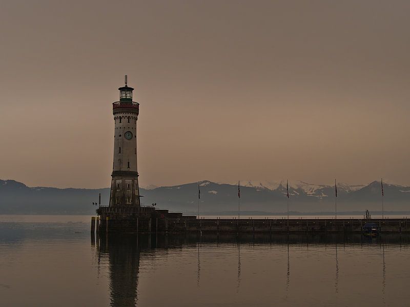 Saharastaub über dem Bodensee von Timon Schneider