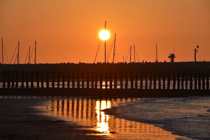 Sunset Cadzand with harbour as background by Kitty Cardoen