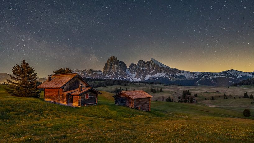 Seiseralm - Die Seiser Alm bei Nacht von Teun Ruijters