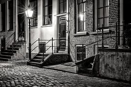 Zutphen, Kerkhof 8 at night by Jim van Iterson