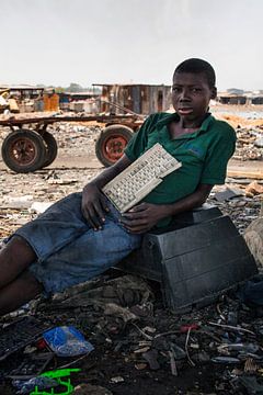 E-Waste in Ghana by Domeine