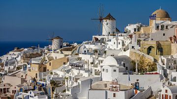 Santorini - Windmolens van Oia van Teun Ruijters