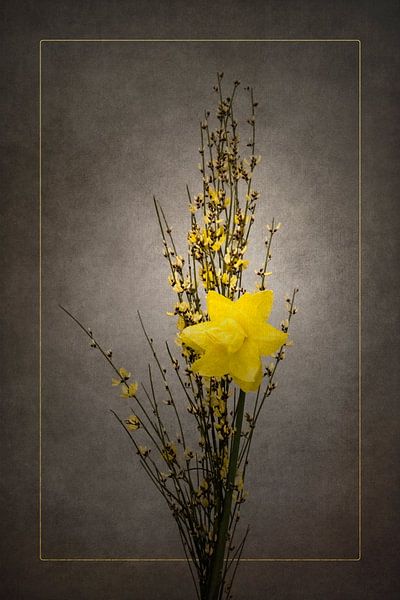 Lente bloeiers - bezem en paasklokken | vintage stijl goud van Melanie Viola