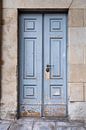 Blaue italienische Tür von Chantal Koster Miniaturansicht