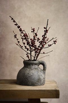 Stilleben getrocknete Beeren in einer Vase