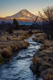 Glühende Gipfel der Dämmerung