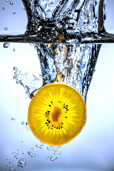 Zinkende kiwi van Photoart-Naegele