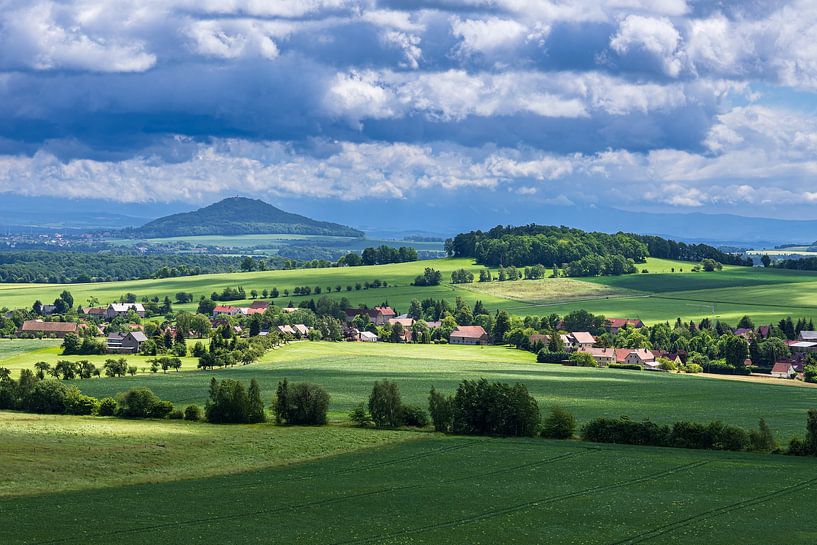 Vue depuis les montagnes de Königshain sur le paysage près de Görli par Rico Ködder