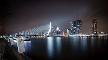 Rotterdam Skyline I (Color) van Dennis Wierenga