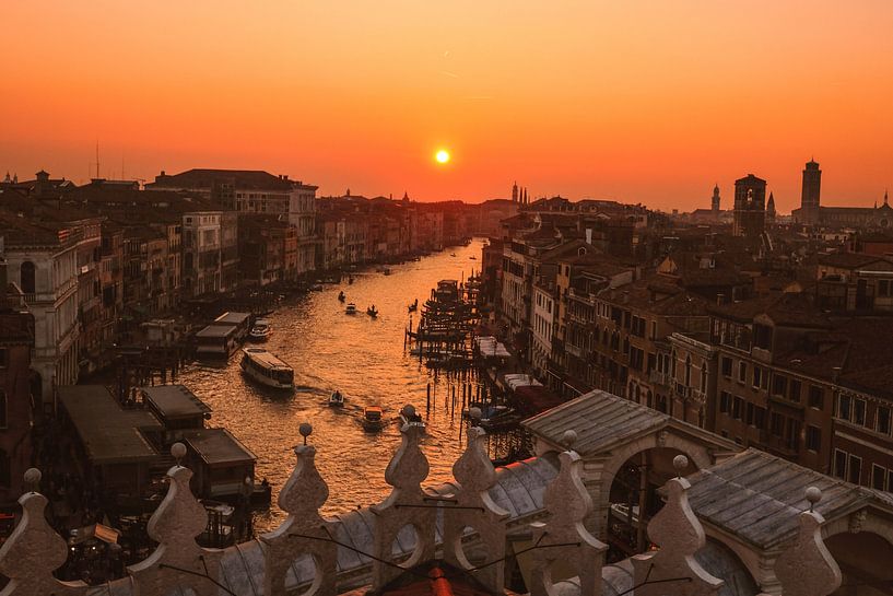 Venice by Hello Pompoyo