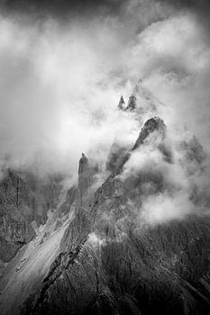 Nuages dans les montagnes
