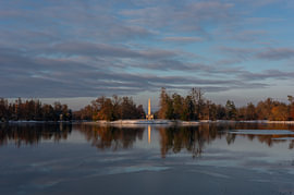 Heiterer Wintermorgen am Minarett von Lednice für stilvolle Wohnräume von Angelus H