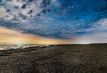 Sunset at the Wadden Sea! van Robert Kok