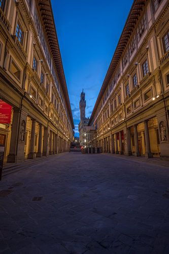 Florence, square near Uffizi museum and tower Palazzo Vecchio