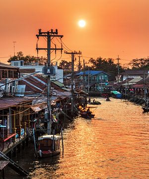 Sunset at floating Market by Alex Neumayer