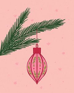 Globe de Noël sur une branche