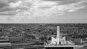 Die Schaukel des ADAM Tower Amsterdam