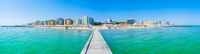 Lido di Jesolo in panorama by Mustafa Kurnaz