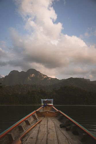 Ontdek de Natuurlijke Schoonheid van Cheow Lan Lake