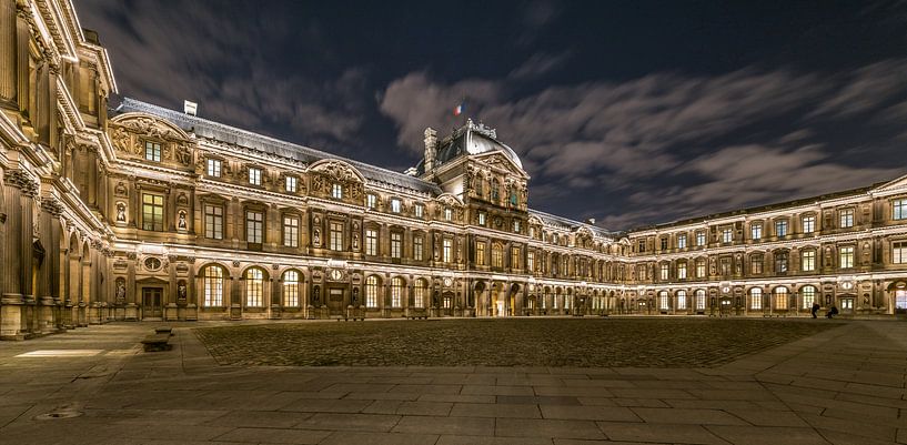 Le Louvre de nuit par Henk Verheyen