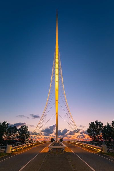 The Harp Bridge, between Hoofddorp and Nieuw-Vennep by Henk Meijer Photography