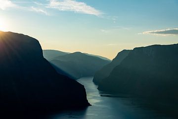 Aurlandsfjord Noorwegen van Eline Huizenga