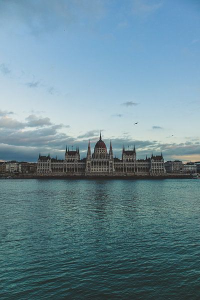 Budapest by Hello Pompoyo