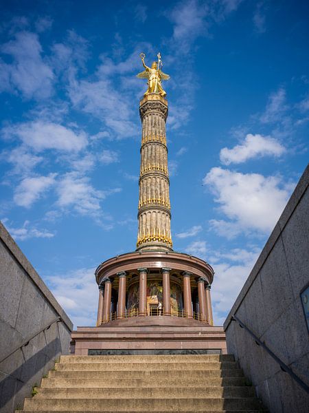 Berlin - Victory Column at the Great Star by t.ART