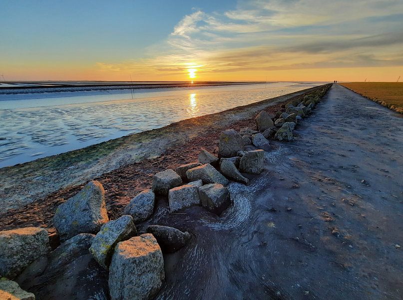Evening atmosphere with romantic sunset by Michael Godlewski