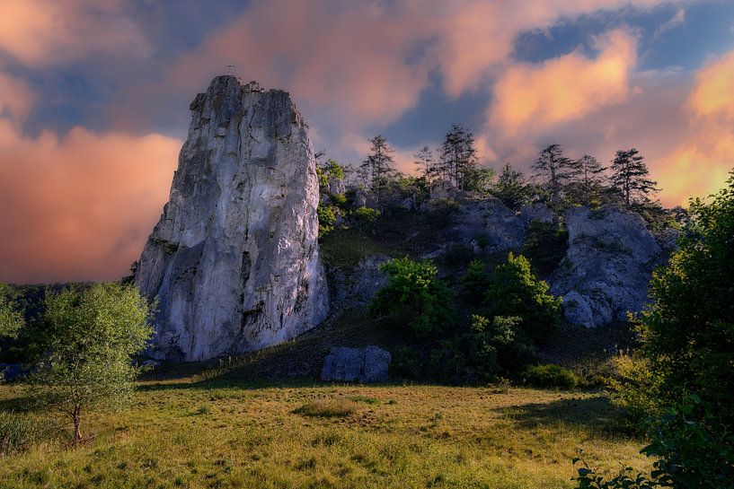 Formation rocheuse près de Dollnstein dans l'Altmühltal par ManfredFotos