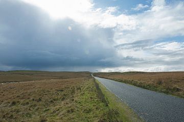 Brecon Beacons road by Richard Wareham