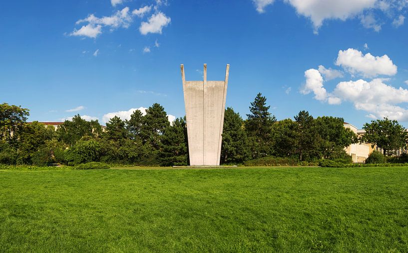 Monument du pont aérien (Hungerharke) à Berlin par Frank Herrmann