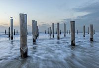 Palendorp Petten met langere sluitertijd tijdens het blauwe uurtje