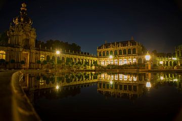 Zwinger by night (Dresden) van Alfred Meester