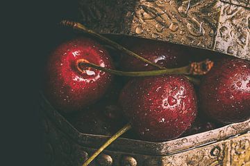 Macro photography of cherries