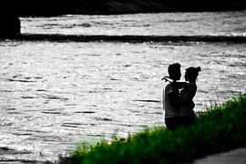 Liefde aan de waterkant by Ingrid Wilson