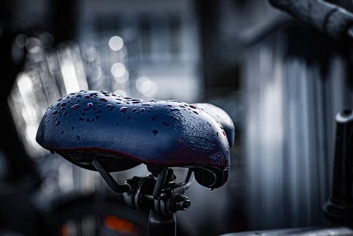 De tranen van de hemel op het fietszadel