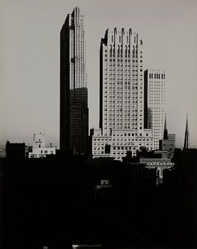 New York from the Shelton (1935) by Alfred Stieglitz von Peter Balan