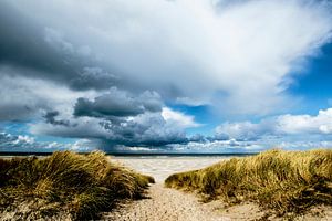 Opkomende storm van Geert Huberts