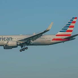 Aankomst American Airlines Boeing 767-300 op Schiphol. van Jaap van den Berg
