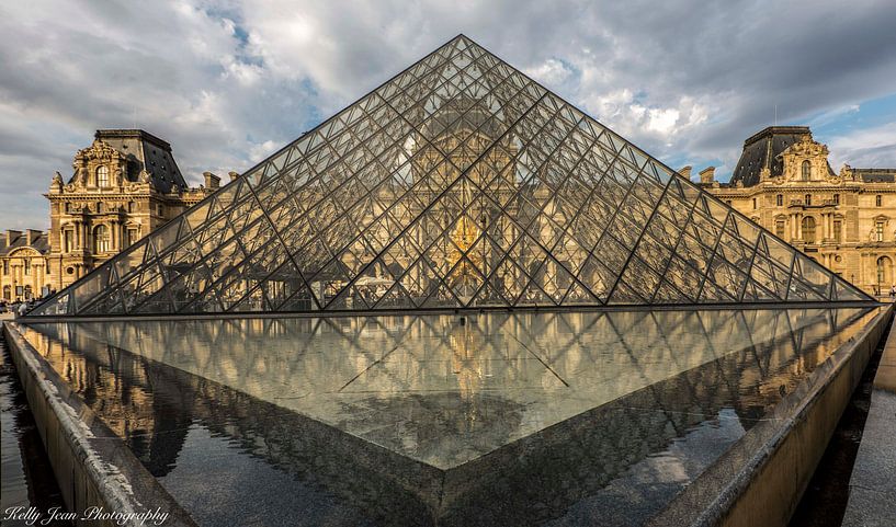 louvre paris von Kelly van den Brande