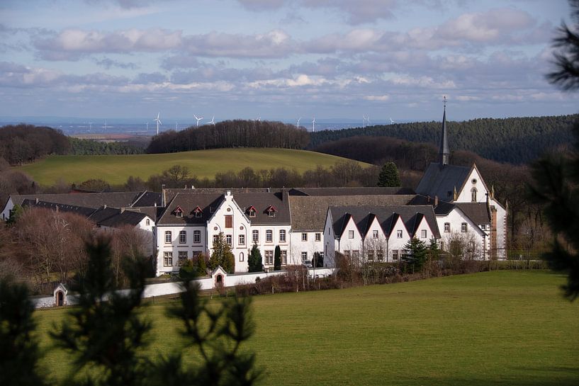 Das Kloster der Abtei Maria Wald in Heimbach von David Esser