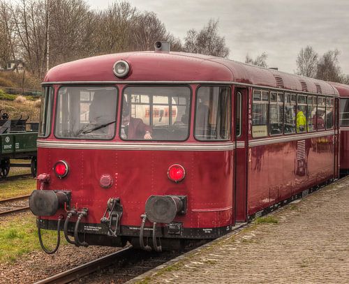 De Railbus van de Miljoenenlijn in Simpelveld von John Kreukniet